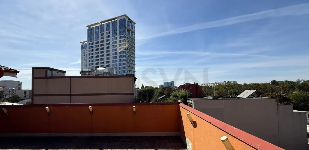 Vila in Floreasca l 11 locuri de parcare