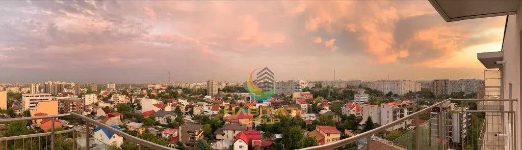 Apartament de 3 camere decomandat cu vedere panoramica si parcare inclusa