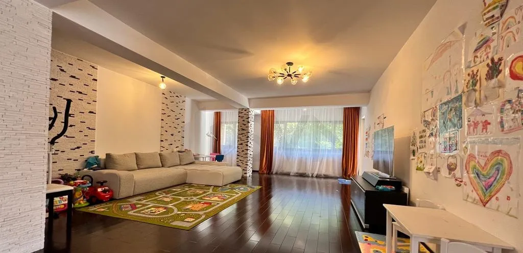 Apartament 4 camere cu garaj langa padurea Baneasa