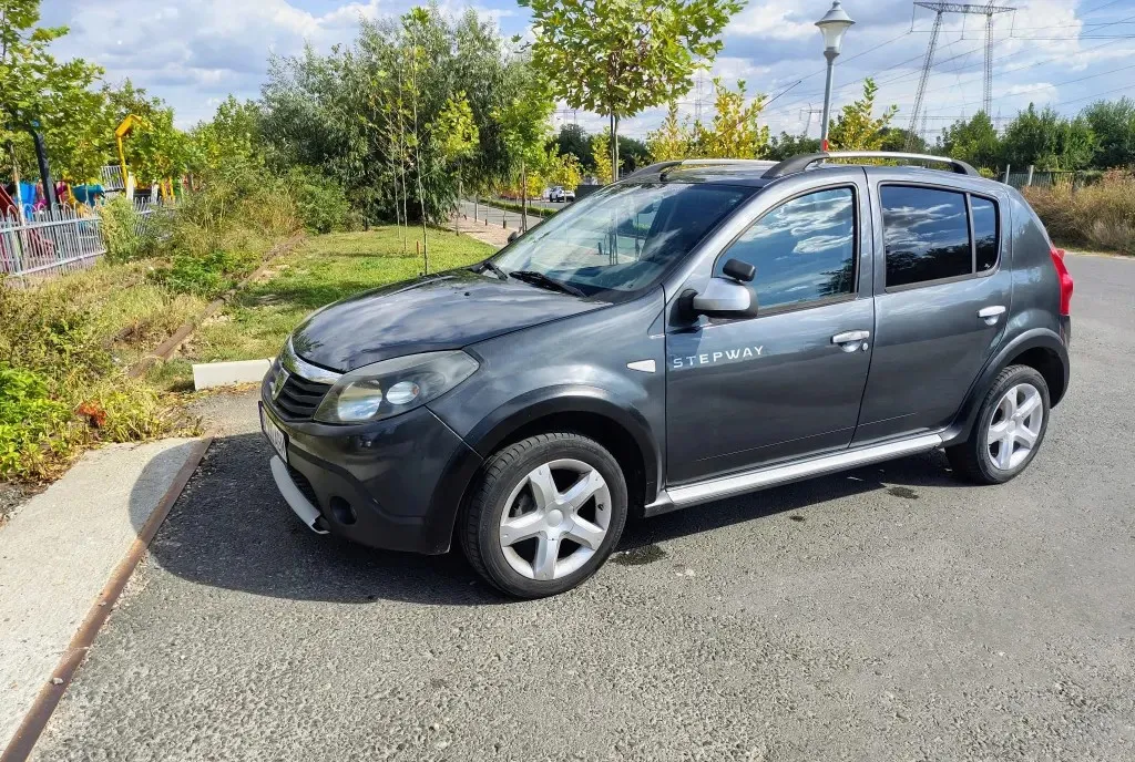 Dacia Sandero Stepway-2012 4 000 eur