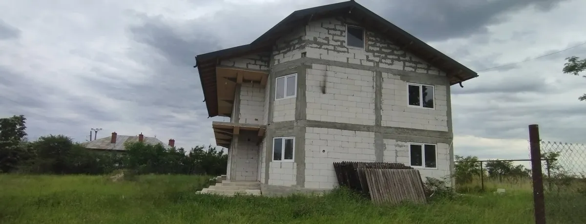 Comuna Cocu la 18 km de centrul Pitestiului