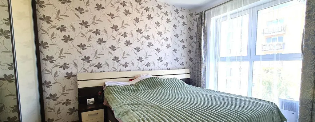Casa semimobilata semiutilata modern cartier Izvor Tarlun
