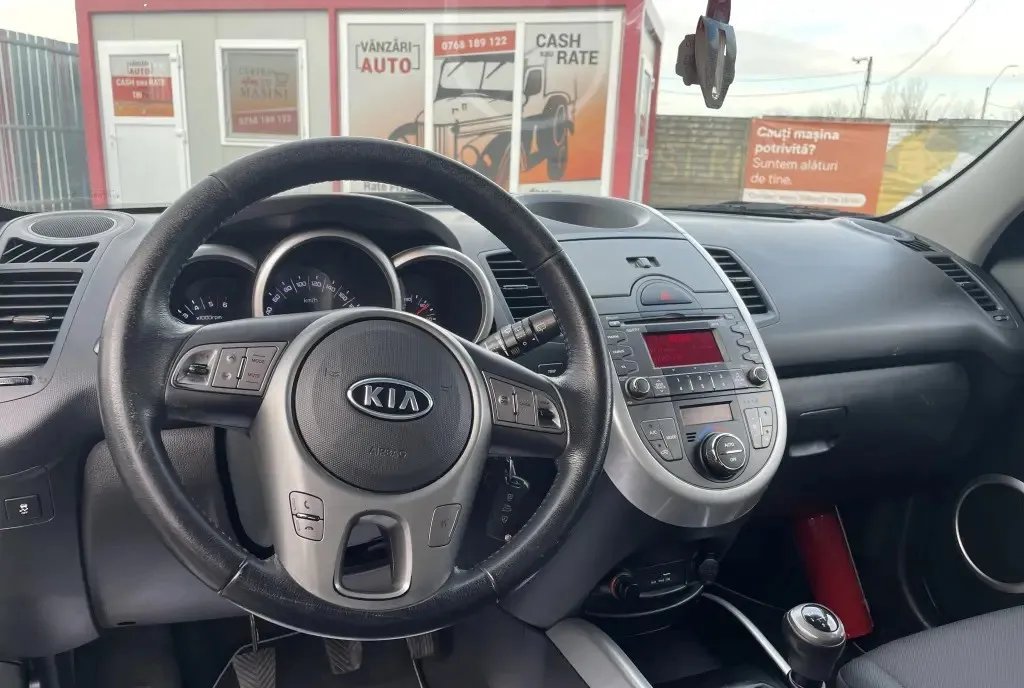 Kia Soul af 2013 clima 1 6 unic proprietar Ro fiscal pe loc 6 200 eur
