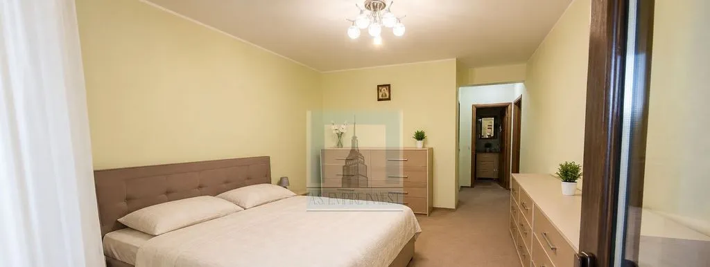 Apartament 2 camere 2 bai 94 m utili zona Tractorul/I