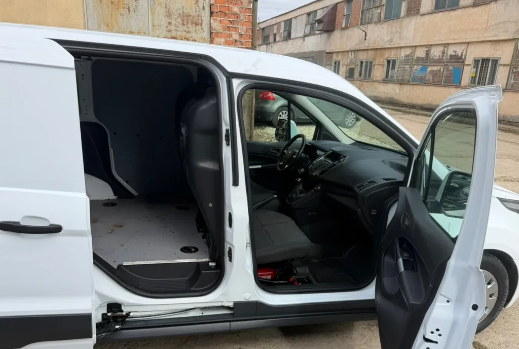 Ford Transit Connect 1 6 TDCi 95 CP 2016 Euro 6 / 3 Locuri RATE 5 990 eur