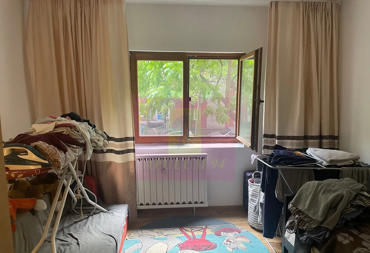 Apartament 4 camere 13 Septembrie 15 min pe jos metrou