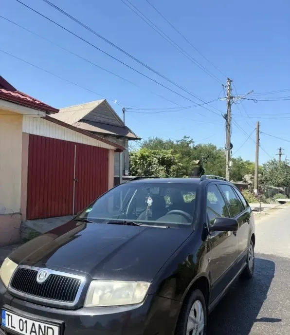 Skoda Fabia 2003 1 100 eur