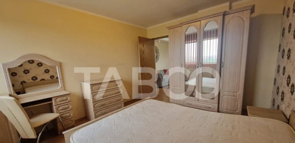 Apartament 4 camere 100 mp utili de vanzare in Sibiu zona St