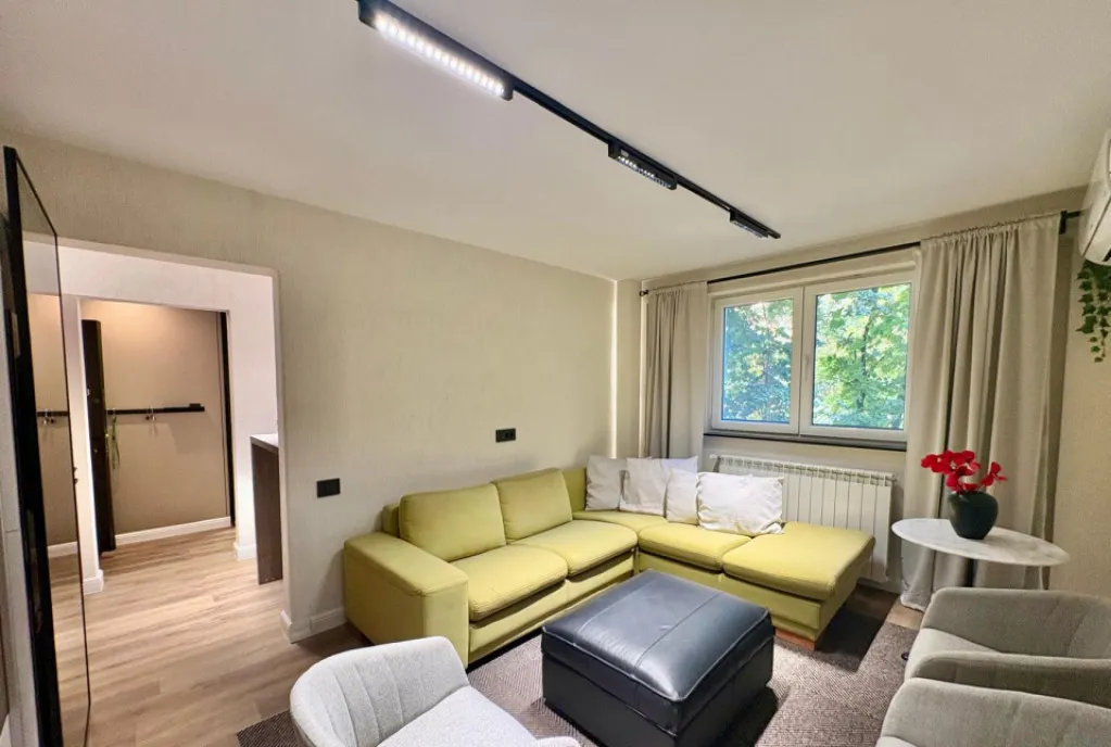 Victoriei Veronica Micle apartament 2 camere de inchiriat
