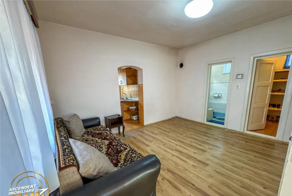 Proprietate pe 1 800 mp teren avantaje alese in vecinatate