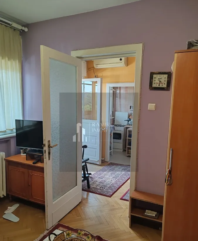 Garsoniera de inchiriat zona Unirii