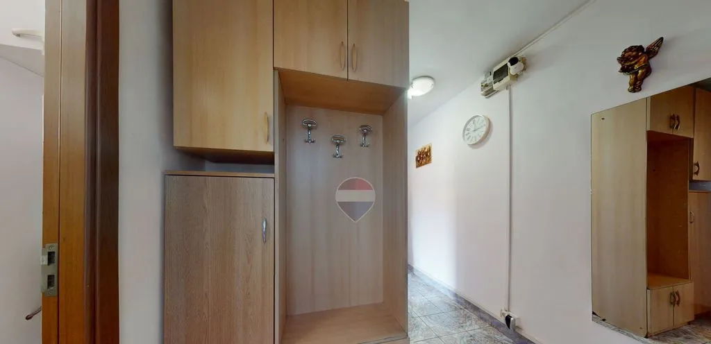Urgent Apartament 2 camere Priveliste Mobilat/Utilat Noua