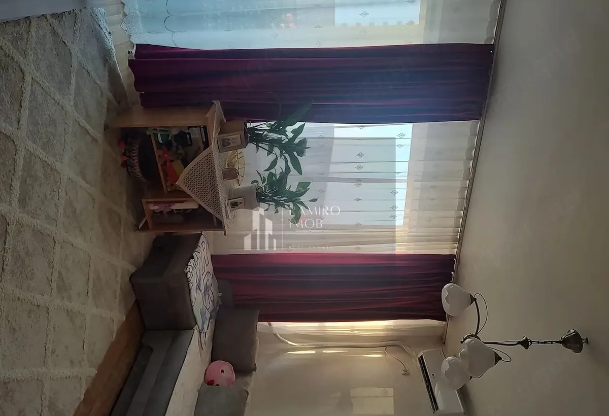 Garsoniera decomandata/ zona Aparatorii Patriei/44 mp