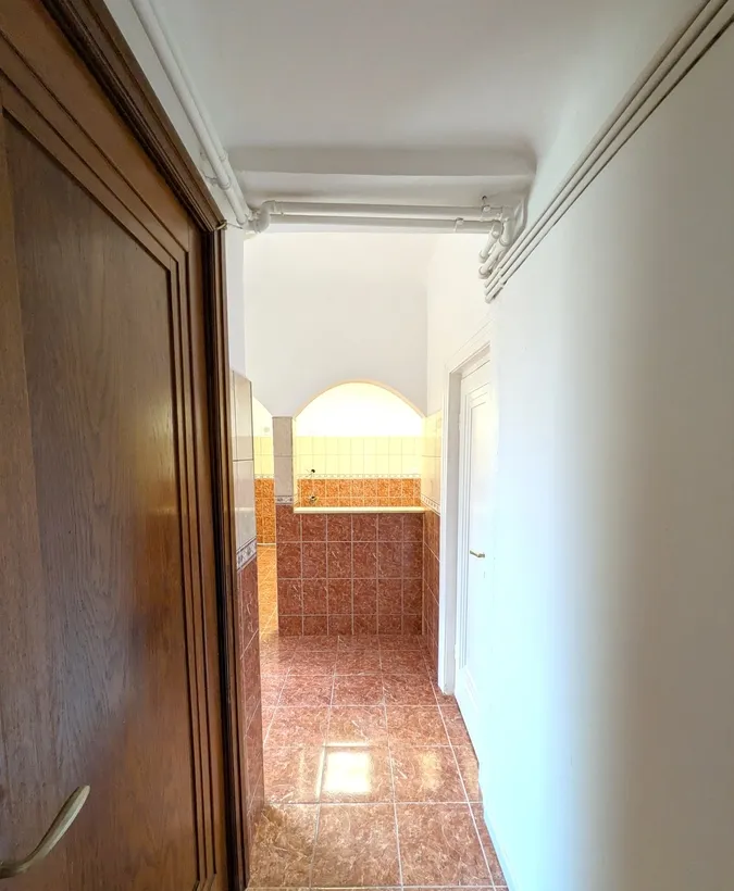 Aviatorilor apartament in vila cu terasa si curte proprie