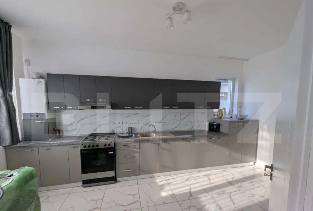 Casa in Vorovesti la strada principala pozitie excelenta