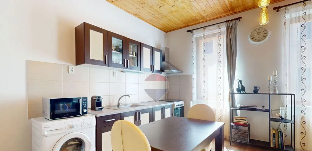 Casa Mobilata/Utilata Parcare Spitalul Marzescu