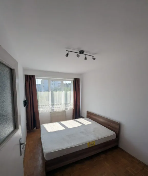 Duplex finisat P E de vanzare Floresti Zona Tineretu