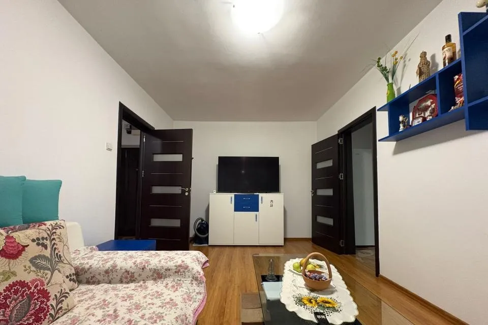 Sos Colentina Teiul Doamnei apartament 2 camere 48 mp