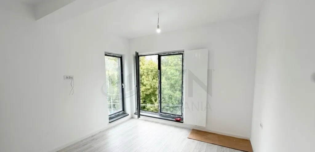 Casa eleganta I vedere exceptionala cu acces rapid pe Barbu V escu
