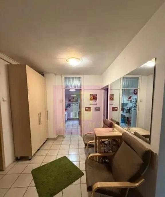 Vanzare spatiu comercial in zona Calea Vitan stradal bloc nou 2022