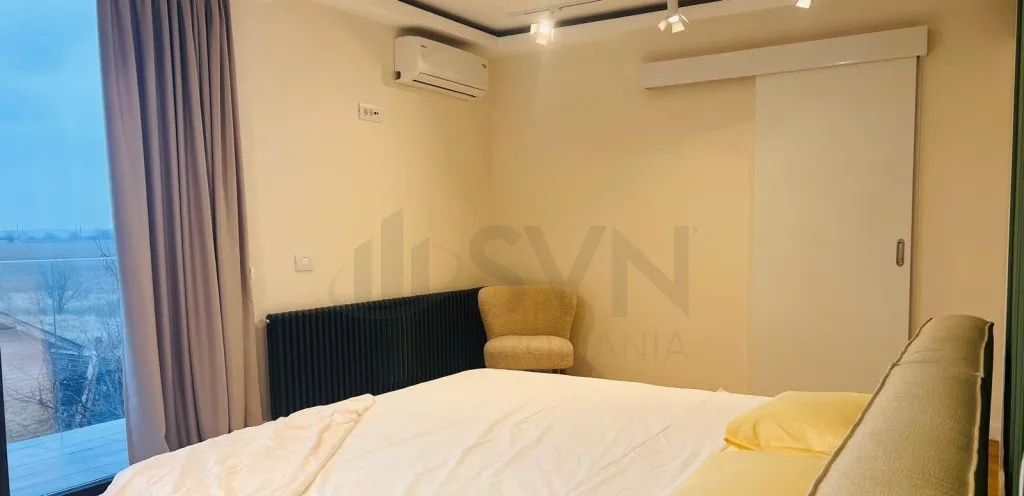 Vil decomandat 4 camere 550 mp teren mobilat utilata complet