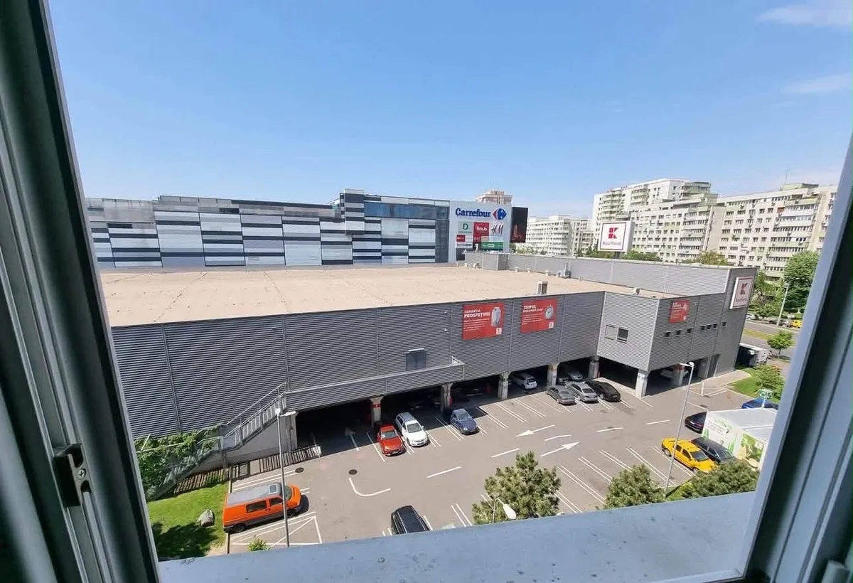 Mega Mall