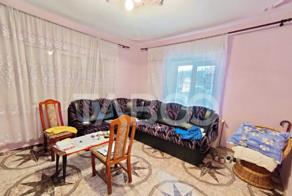 Casa de vanzare 4 camere 2 bai teren 266 mp Sali