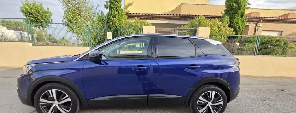 Peugeot 3008 Allure Exclusive 1 5 bluehdi 130 cp 10 300 eur