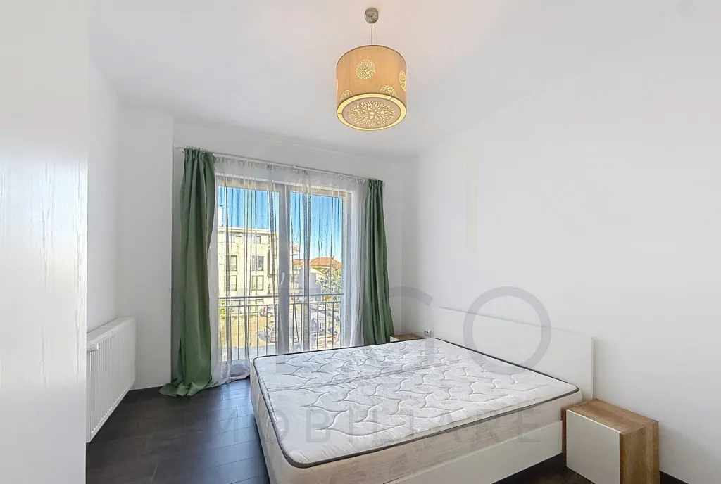 Apartament modern 2 camere garaj balcon zona Iulius Mall