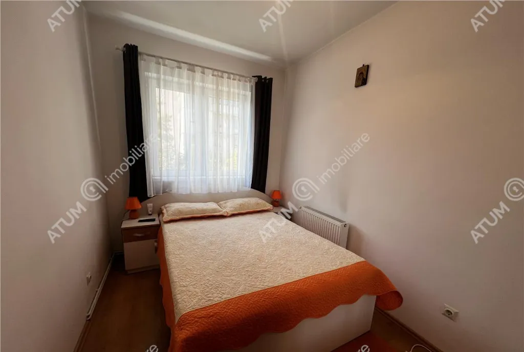 Apartament cu 3 camere la etajul 2 zona Mihai Viteazu Si