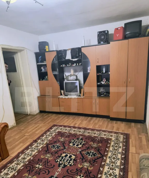 Apartament 2 camere semidecomandat parter inalt 50 mp zo