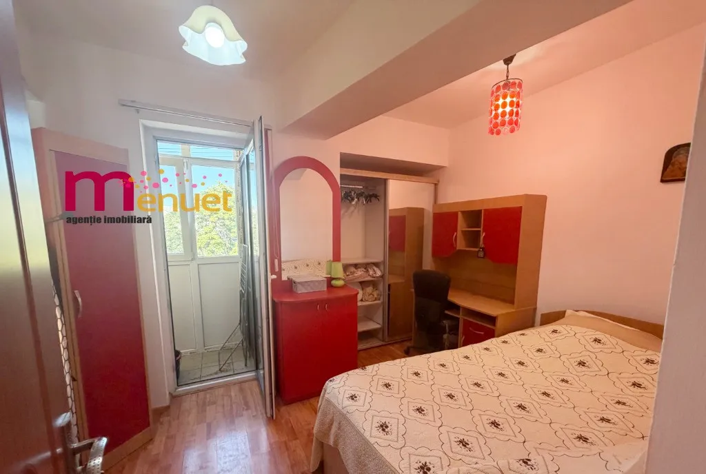 Apartament 2 camere zona Biserica Ceas etaj 1