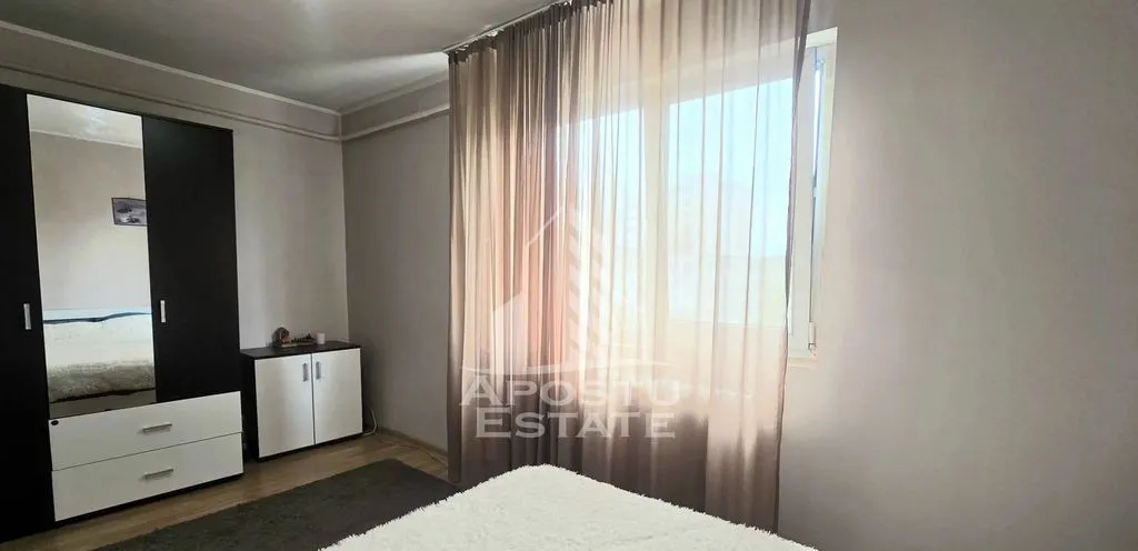 Apartament de vanzare cu 3 camere zona Dacia Timisoara