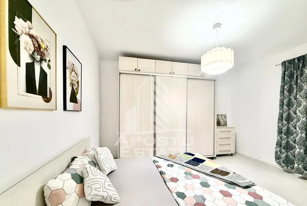 Casa indiviuala de vanzare 7 camere teren 600 mp zona Lipovei