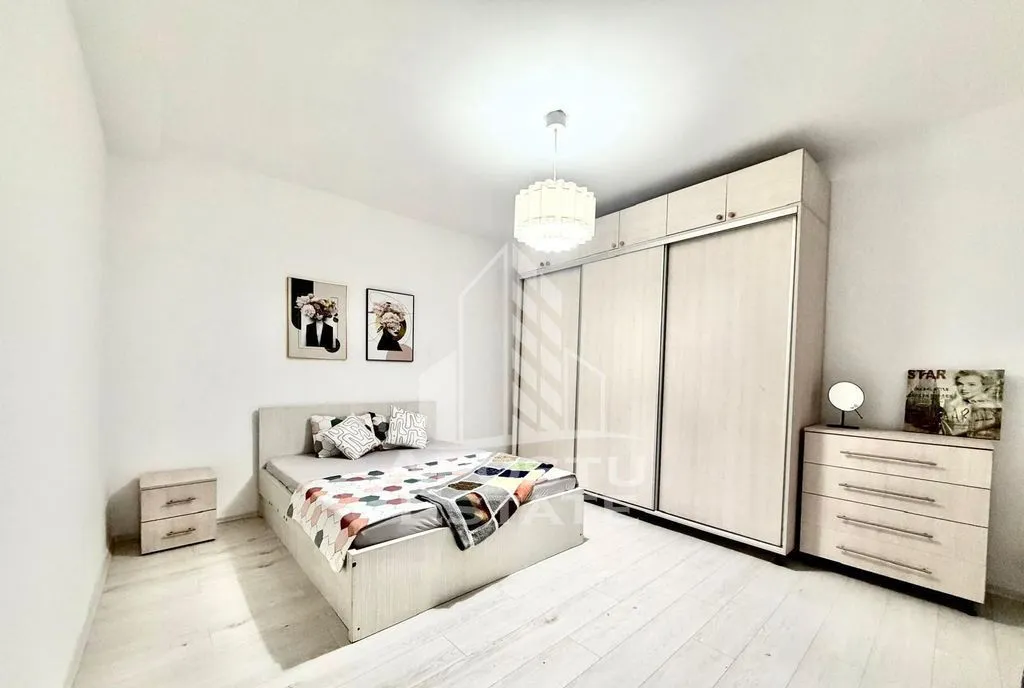 Casa indiviuala de vanzare 7 camere teren 600 mp zona Lipovei