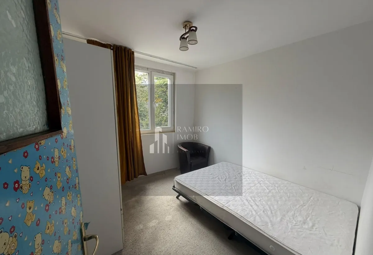 Apartament 3 camere 3 min metrou 1 Decembrie bloc anvelopat/ mobilat
