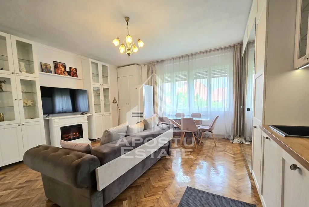Apartament de vanzare renovat complet zona ultracentrala Timisoara