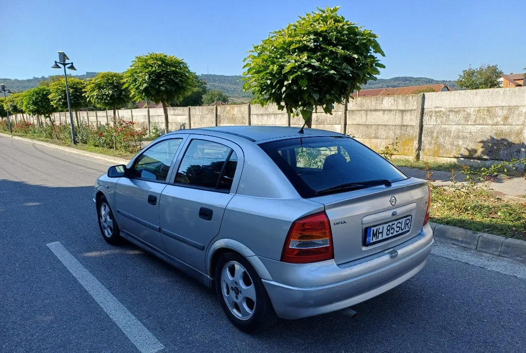 Opel Astra G 1 6/8v 2001 4 500 lei