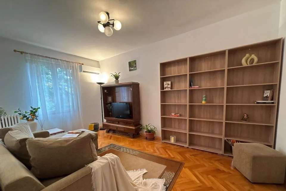 Floreasca Ceaikovski inchiriere 2 camere mobilate balcon boxa