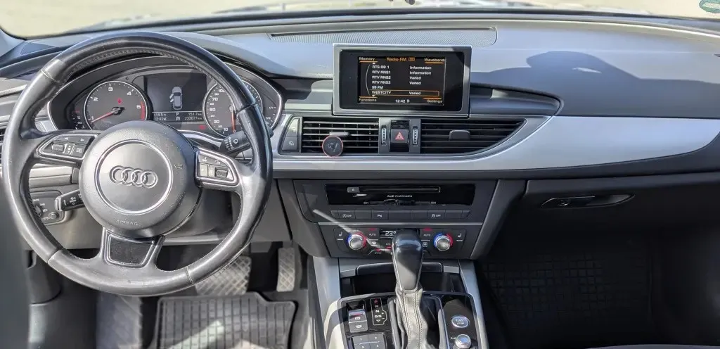 Audi A6 C7 Facelift S line 2 0 TDI 190 CP S tronic Panoramic LED Camera 19 16 500 eur
