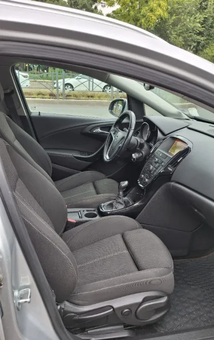 Opel Astra J Euro 6 2016 5 550 eur