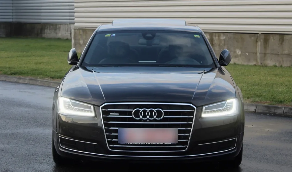 Audi A8 Facelift 18 500 eur