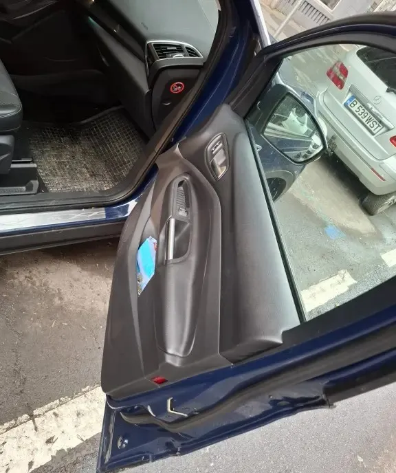 Ford Kuga Titanium 9 500 eur