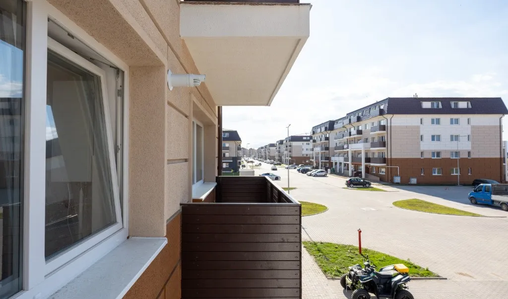 Vand apartament Nou cu trei camere Nord Est