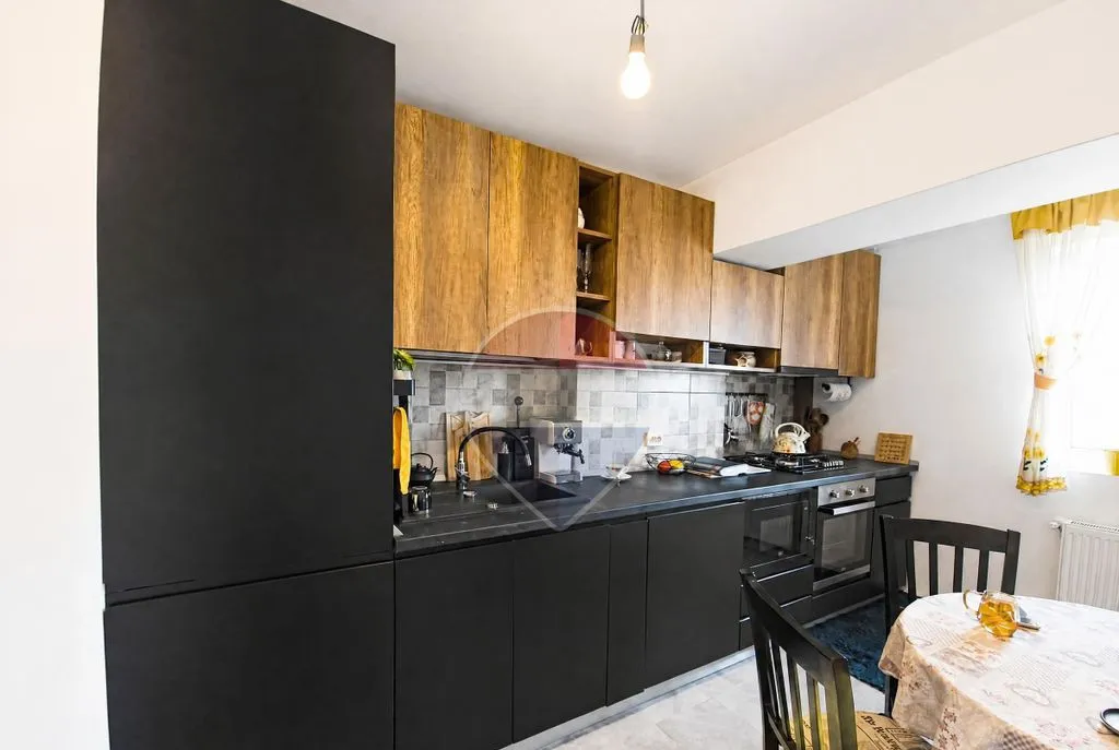 Apartament 3 camere De vanzare -Confort City -