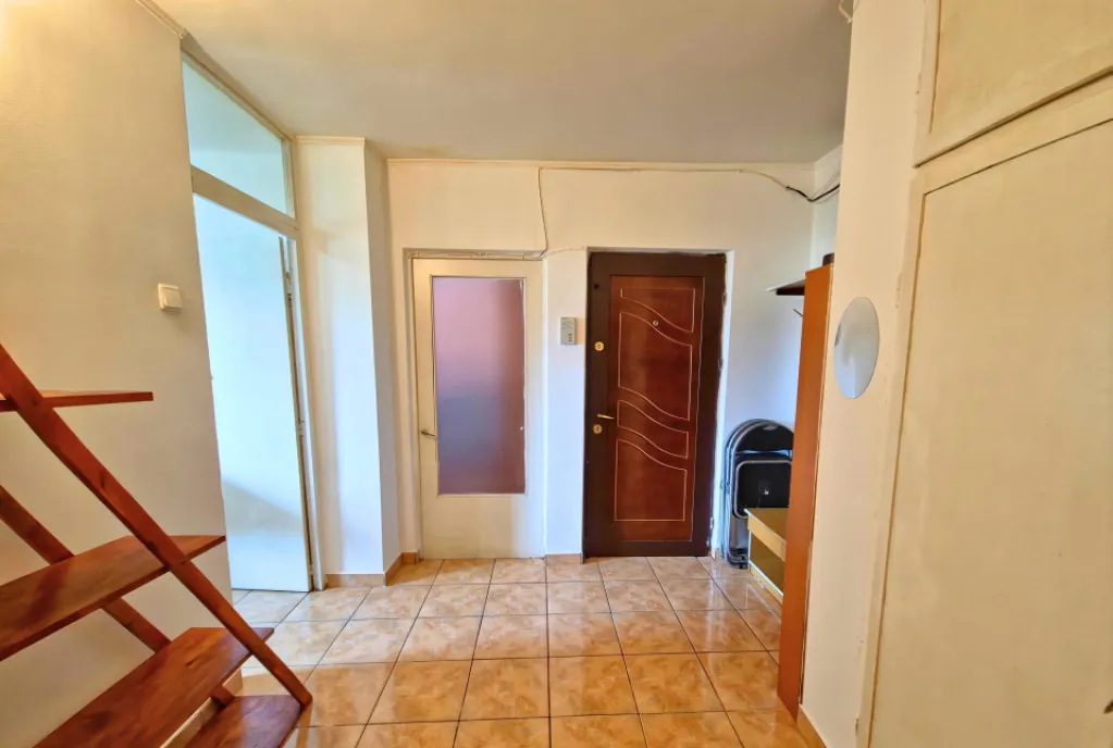 Apartament 2 camere decomandat 52 mp str doctor hacma