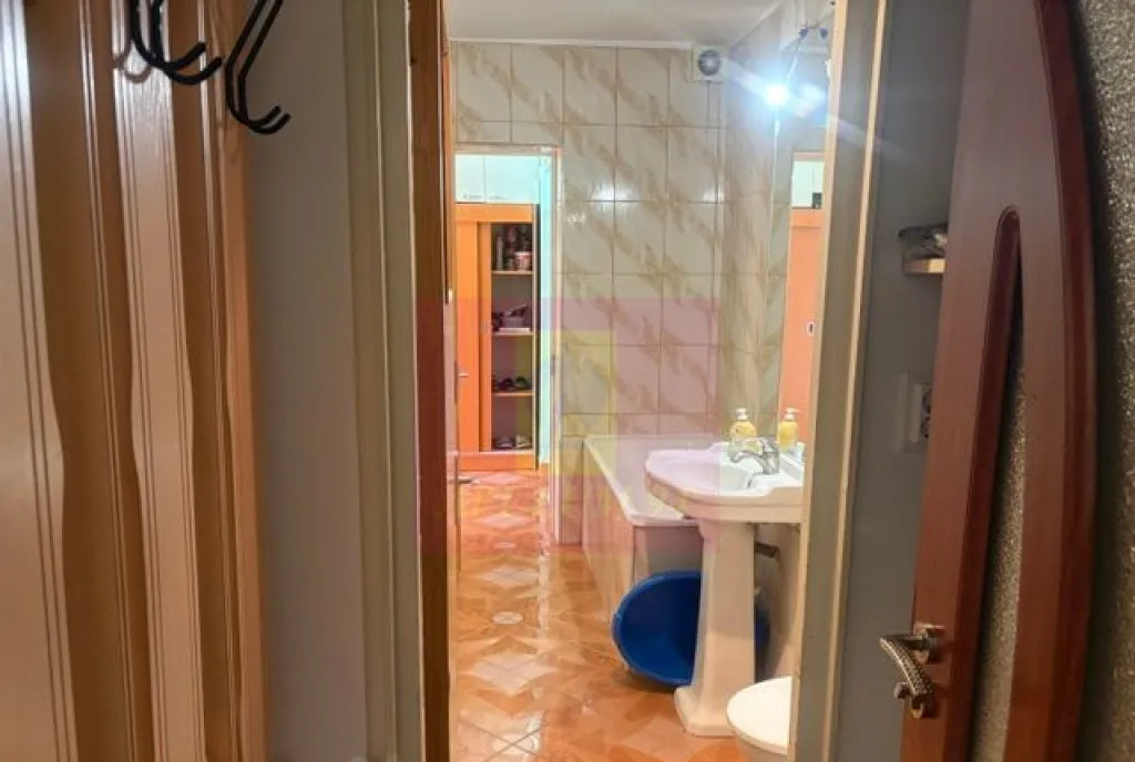 Apartament 2 camere Titan Policlinica