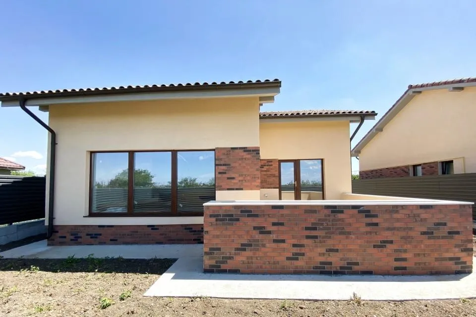 Cernica Balaceanca finalizata an 2026 casa P pod 4 camere 2 bai