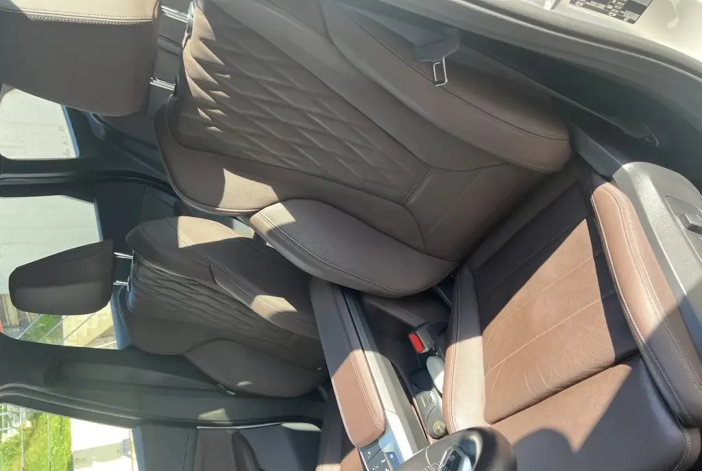 BMW X1 sDrive20i M Sport Piele Maro Garantie Aprilie 2030 Masaj Harman Kardon 43 000 eur