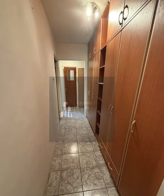 2 camere decomandat / Centrala proprie/confor 1